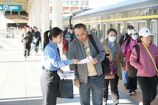 科尔：TJD可以填补球队防守空缺 他可能会在某个时候得到机会